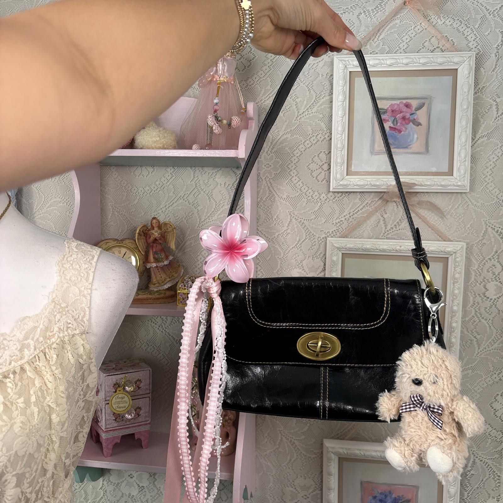 Other y2k basic black shoulder bag with turnlock Size ONE SIZE - 1 Thumbnail
