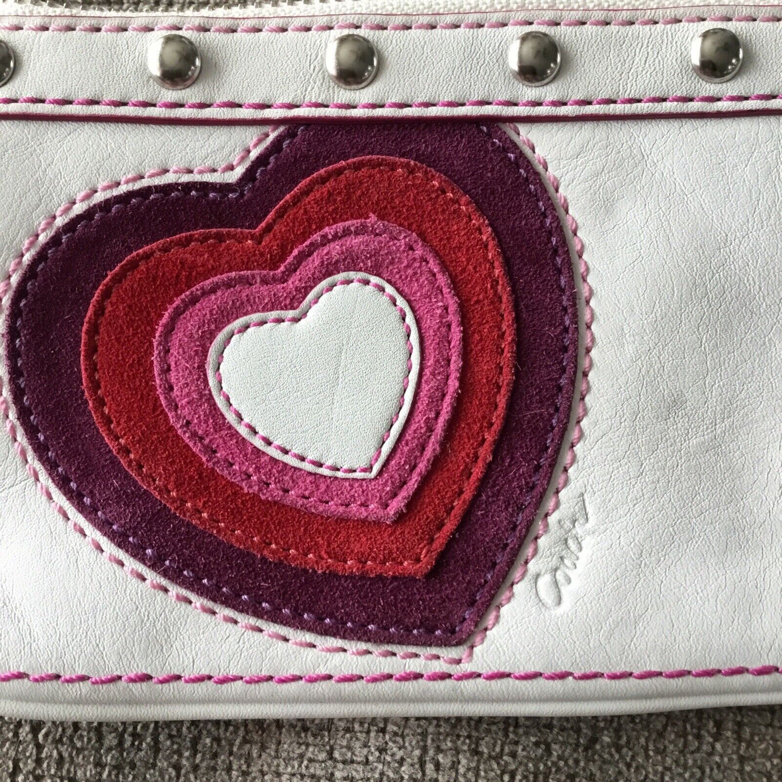 Coach VINTAGE RARE COACH HEART CUTOUT WRISTLET WALLET COIN PURSE Size ONE SIZE - 2 Thumbnail