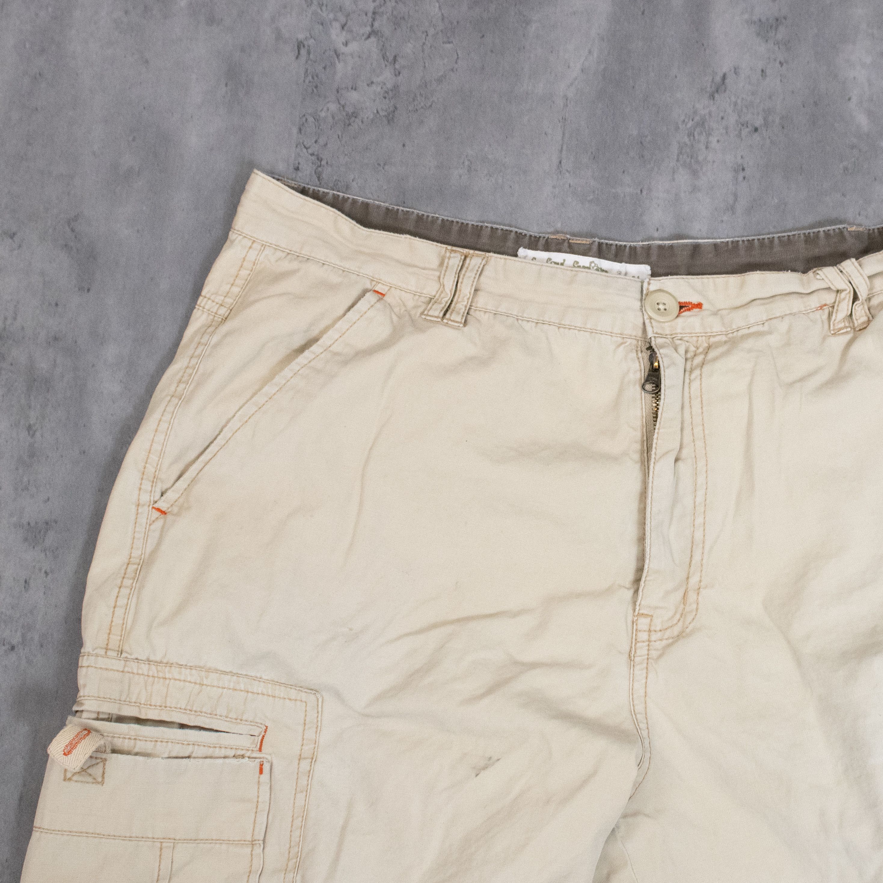 Vintage Y2K 2000's Baggy Below the Knee Cargo Tan Distressed Shorts Size US 34 / EU 50 - 11 Thumbnail