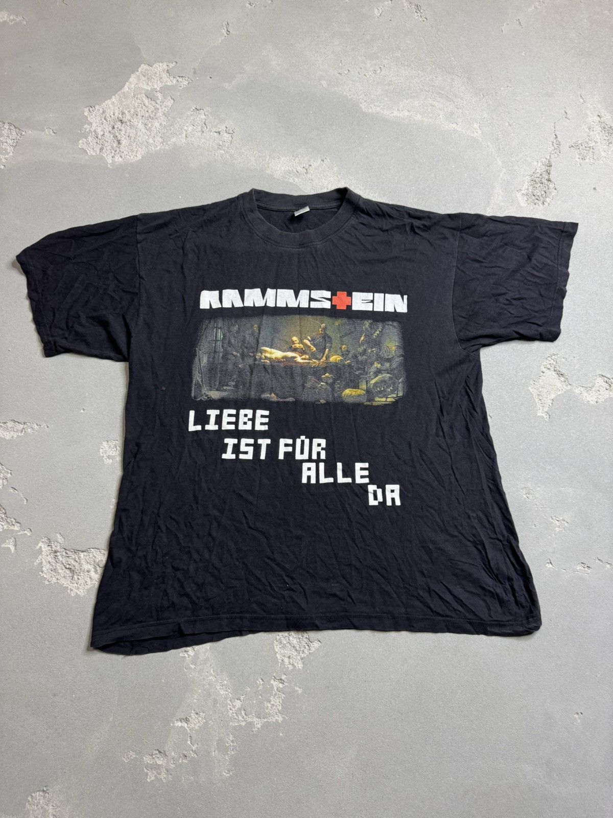 Band Tees Vintage Rammstein Liebe Ist Fur Alle Da Black Band T-Shirt Size US XL / EU 56 / 4 - 1 Thumbnail