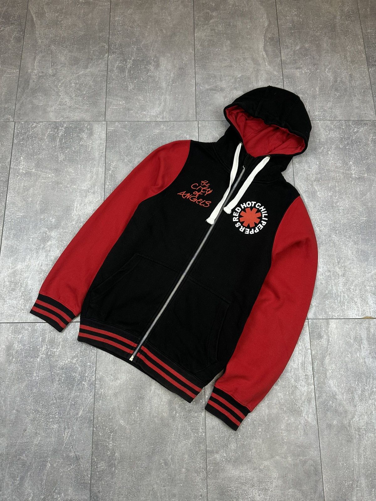 Other Red Hot Chili Peppers Black/Red Hoodie Size US S / EU 44-46 / 1 - 2 Thumbnail