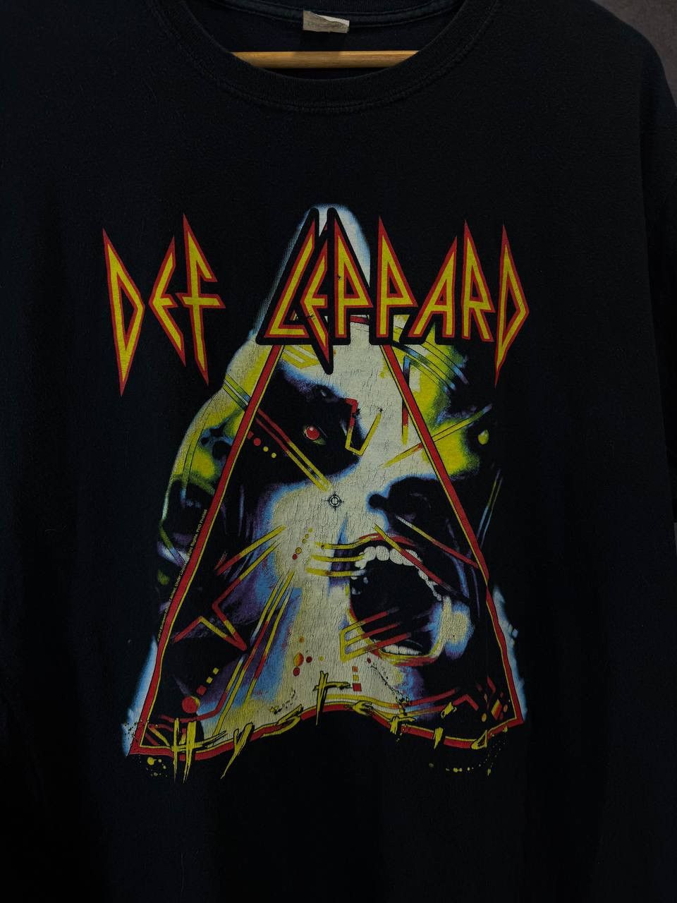 Band Tees Def Leppard rock band tee Size US XL / EU 56 / 4 - 3 Thumbnail
