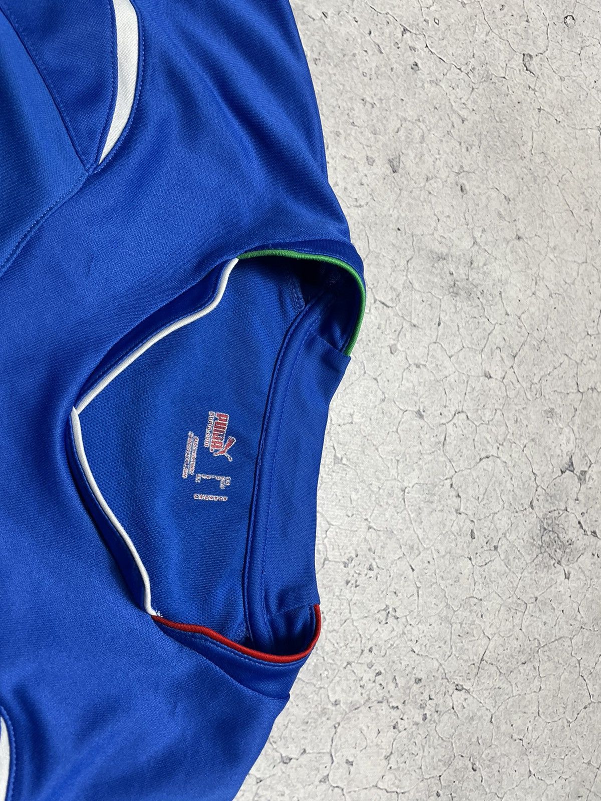 Puma Vintage Puma Italia National Team Soccer Jersey Y2K Size US M / EU 48-50 / 2 - 8 Thumbnail