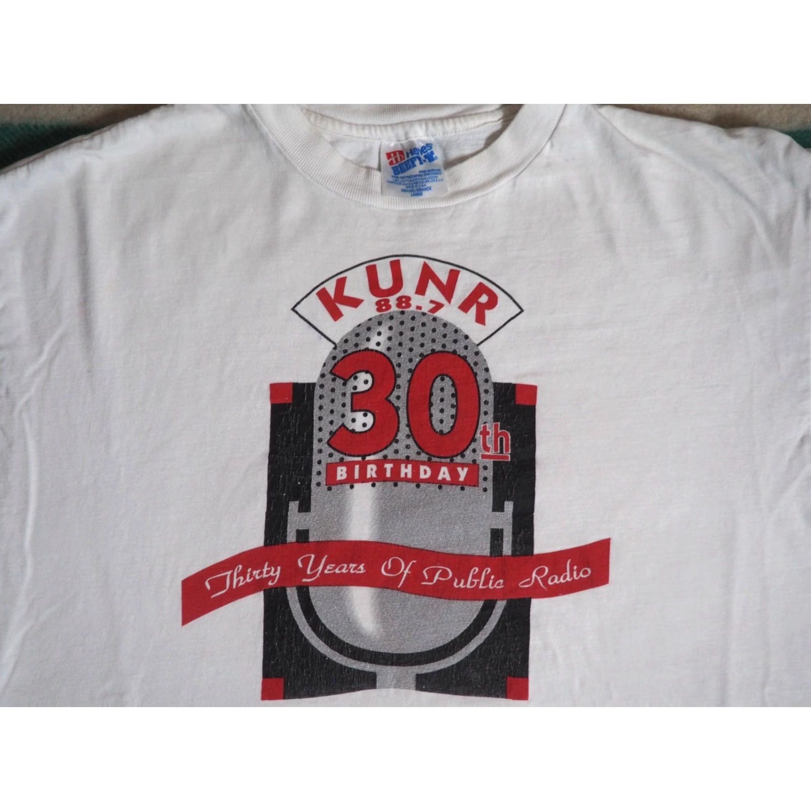 Hanes VTG Hanes Public Radio KUNR Tech Art Music White USA Tee T-Shirt Mens L Size US L / EU 52-54 / 3 - 3 Thumbnail