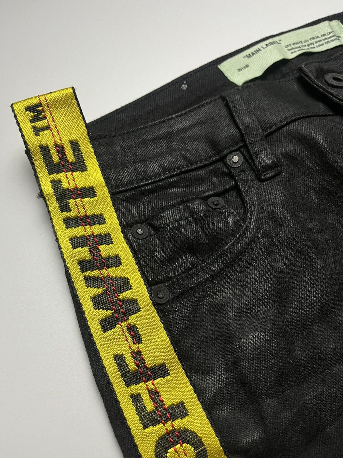 Off-White Off-White Virgil Abloh Era Waxed Jeans Industrial Stripe Size 26" / US 2 / IT 38 - 6 Thumbnail