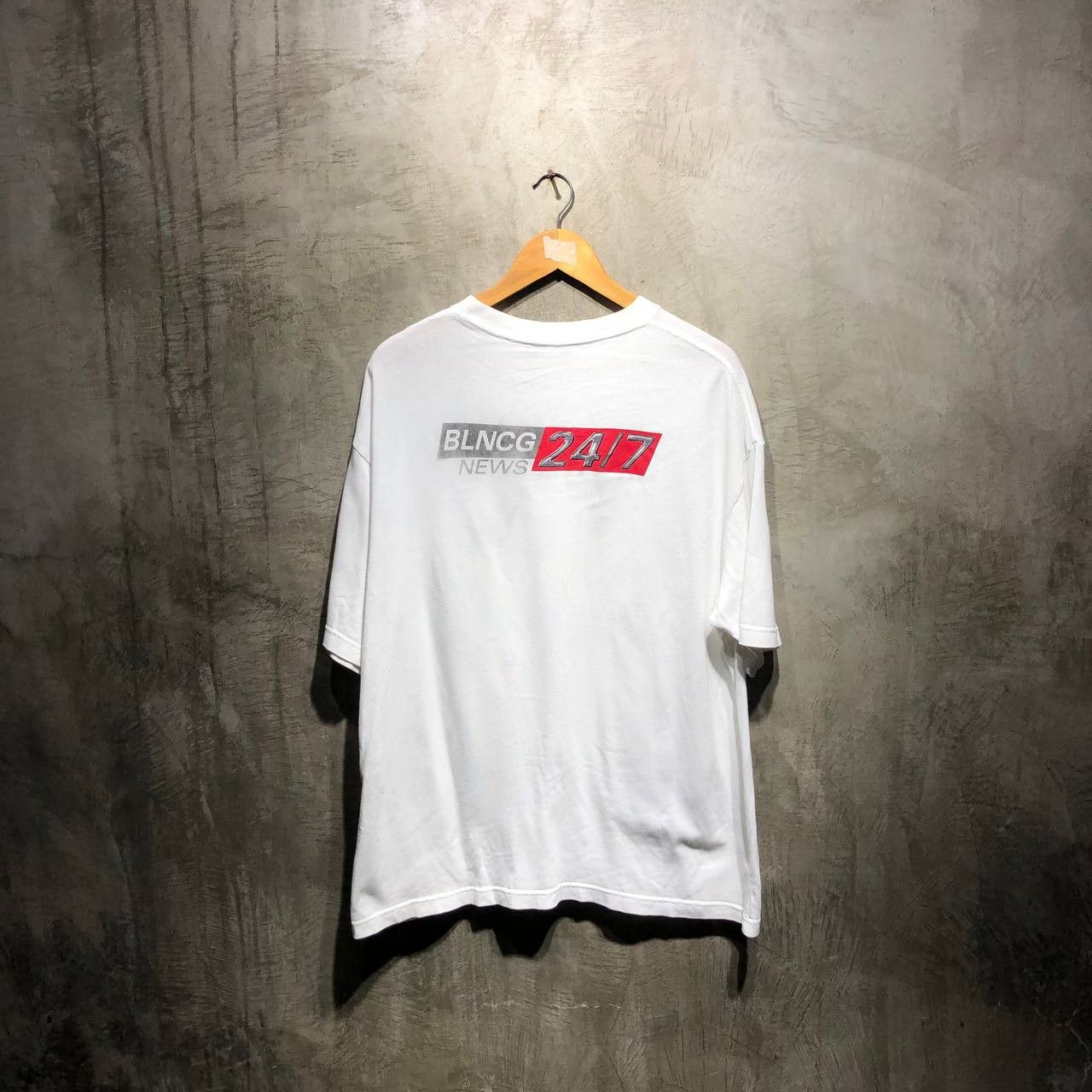 Balenciaga Balenciaga 24/7 News tee Size US L / EU 52-54 / 3 - 1 Thumbnail