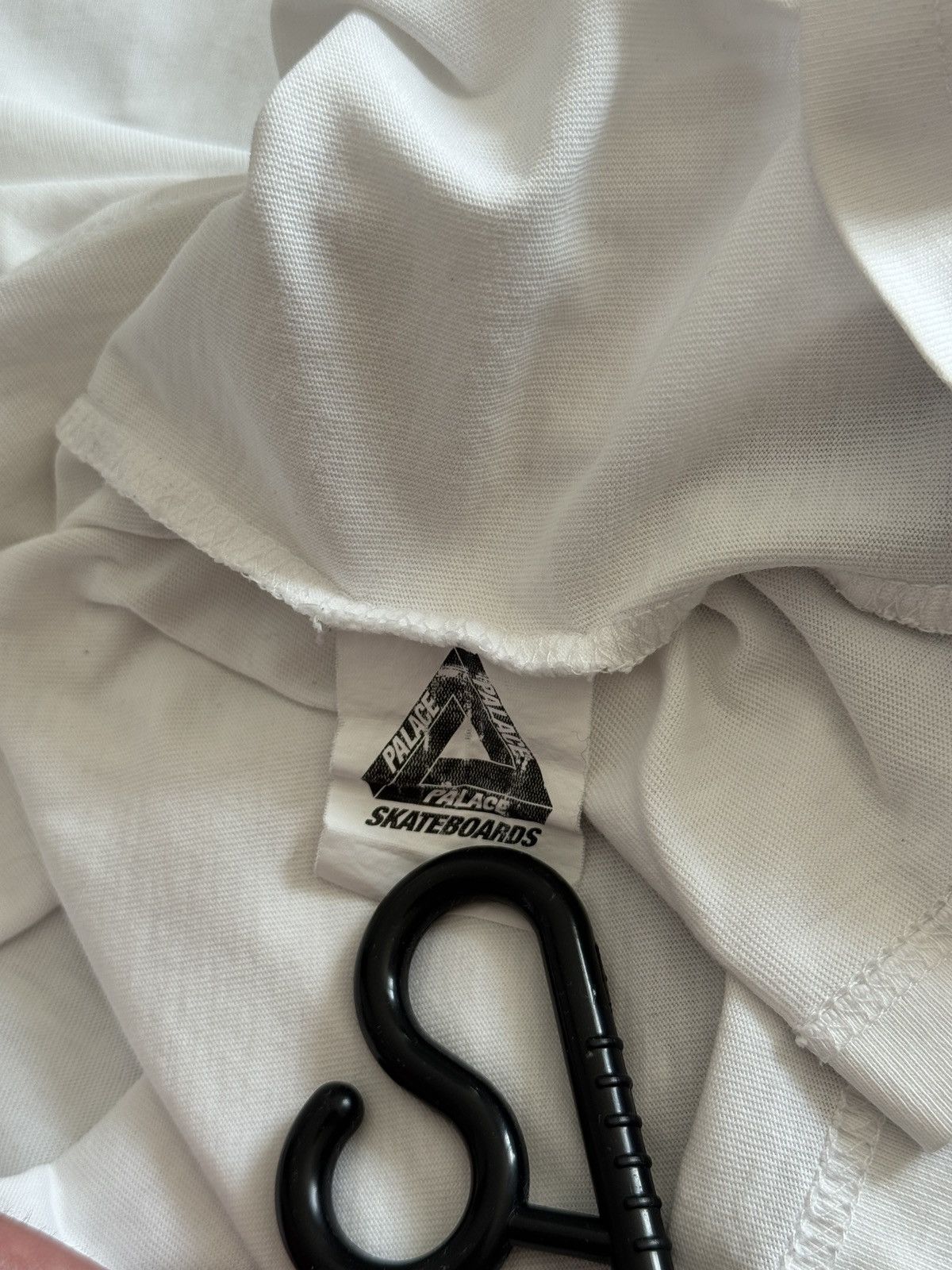 Palace Palace Ripped T-Shirt White Size US L / EU 52-54 / 3 - 12 Thumbnail