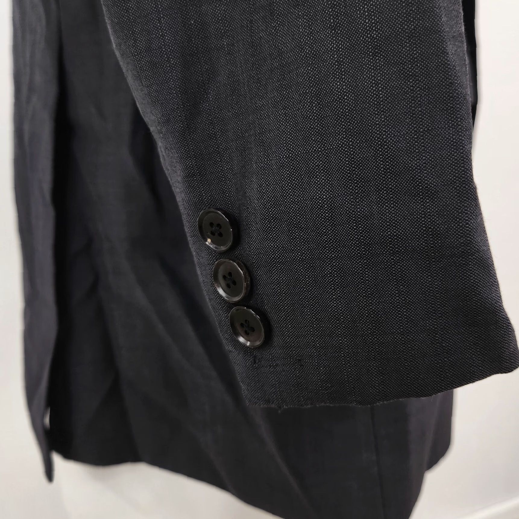 Hugo Boss VTG Hugo Boss Jacket Blazer Men 42R Wool Black Lined 2 Button Closure USA Shirt? Size 42R - 5 Thumbnail