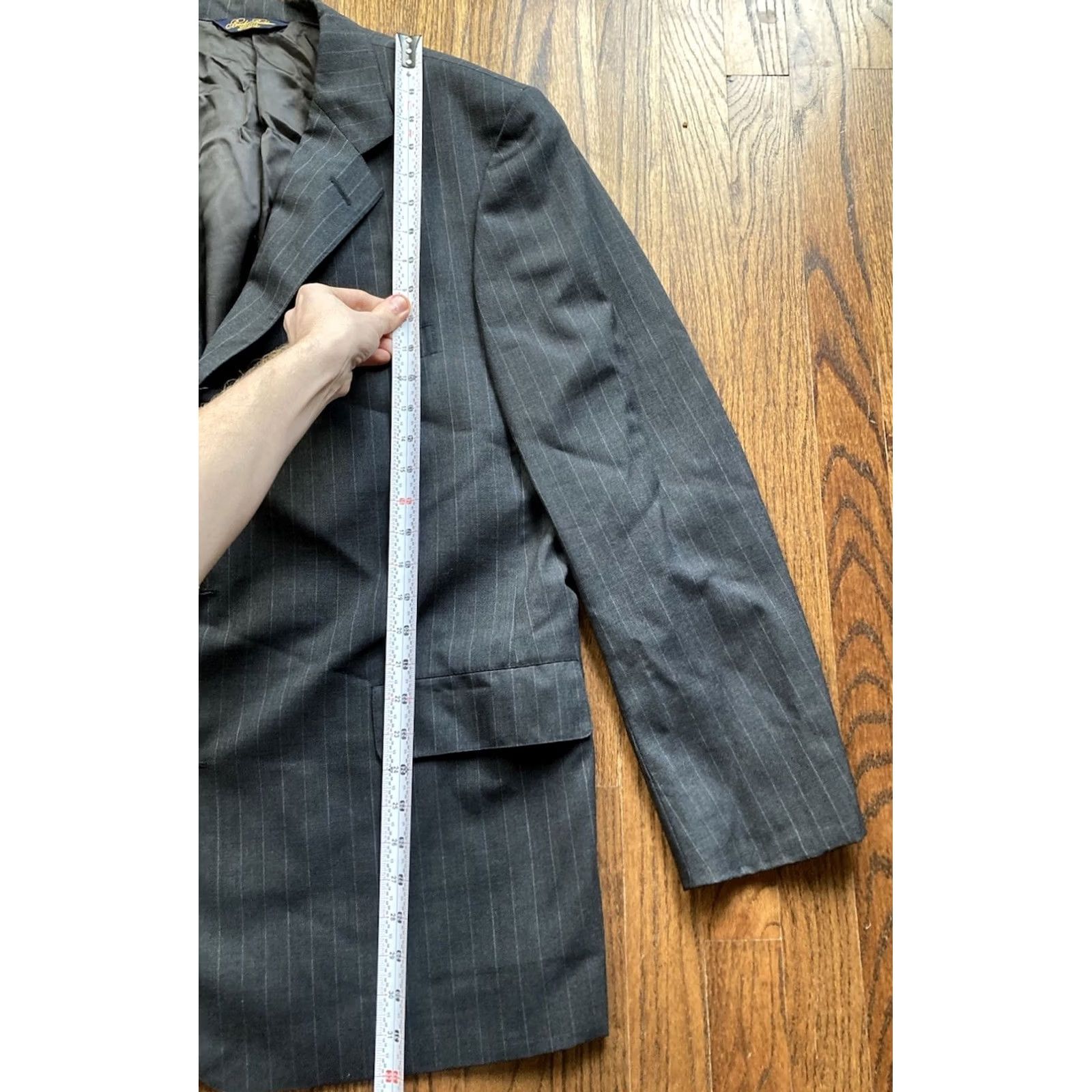 Brooks Brothers VINTAGE Brooks Brothers 2 Piece Suit Pinstripe Mens Size 45R Jacket 36x30 Wool Gray Regular Single-Breasted 3-Button Notch Lapel Size 48R - 5 Thumbnail