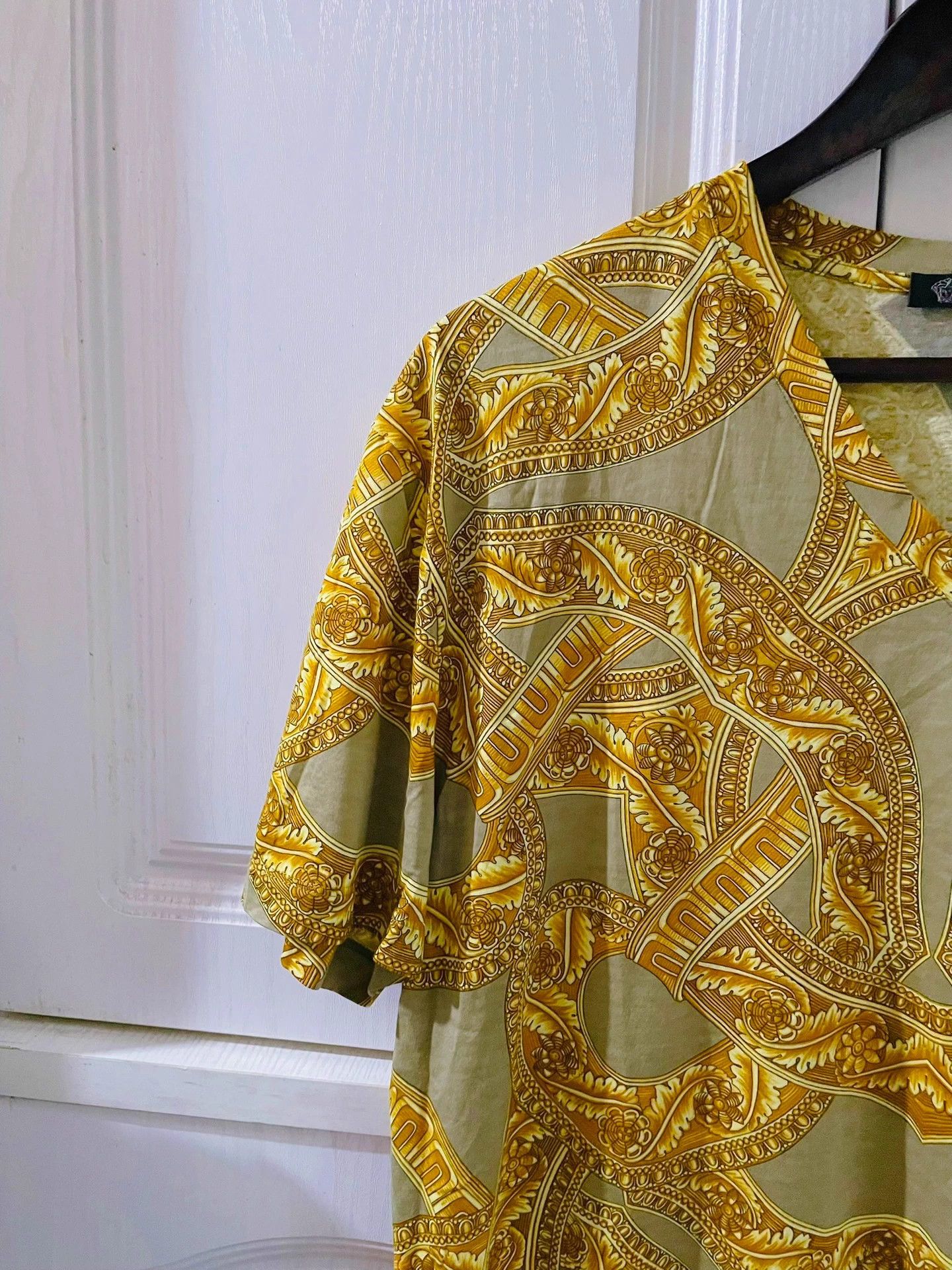 Versace Versace Baroque Medusa Gold Foil Runway SS T-Shirt XL Size XL / US 12-14 / IT 48-50 - 5 Thumbnail