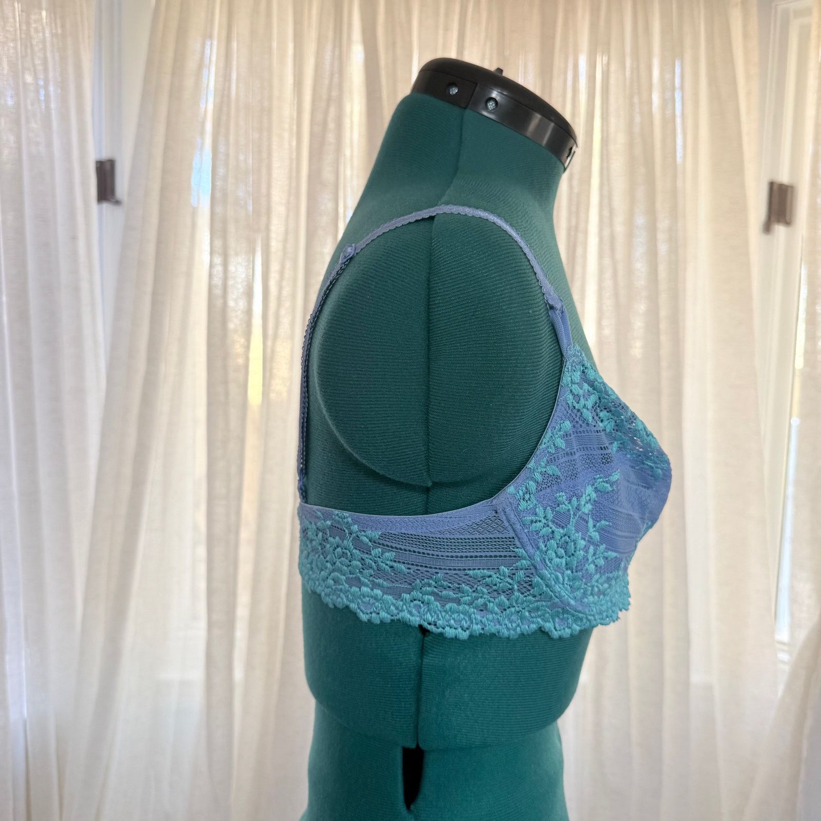 Other Wacoal Blue & Aqua Lace Bra | Sz 34C Size ONE SIZE - 4 Thumbnail