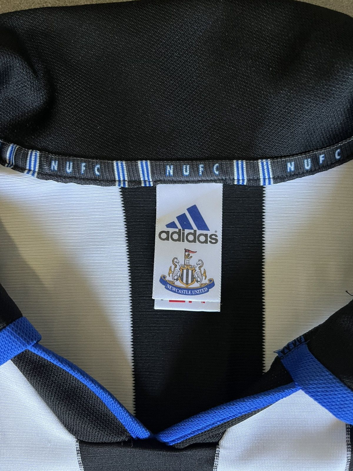 Vintage NEWCASTLE UNITED HOME 1999/2000 HOME JERSEY Size US L / EU 52-54 / 3 - 3 Thumbnail