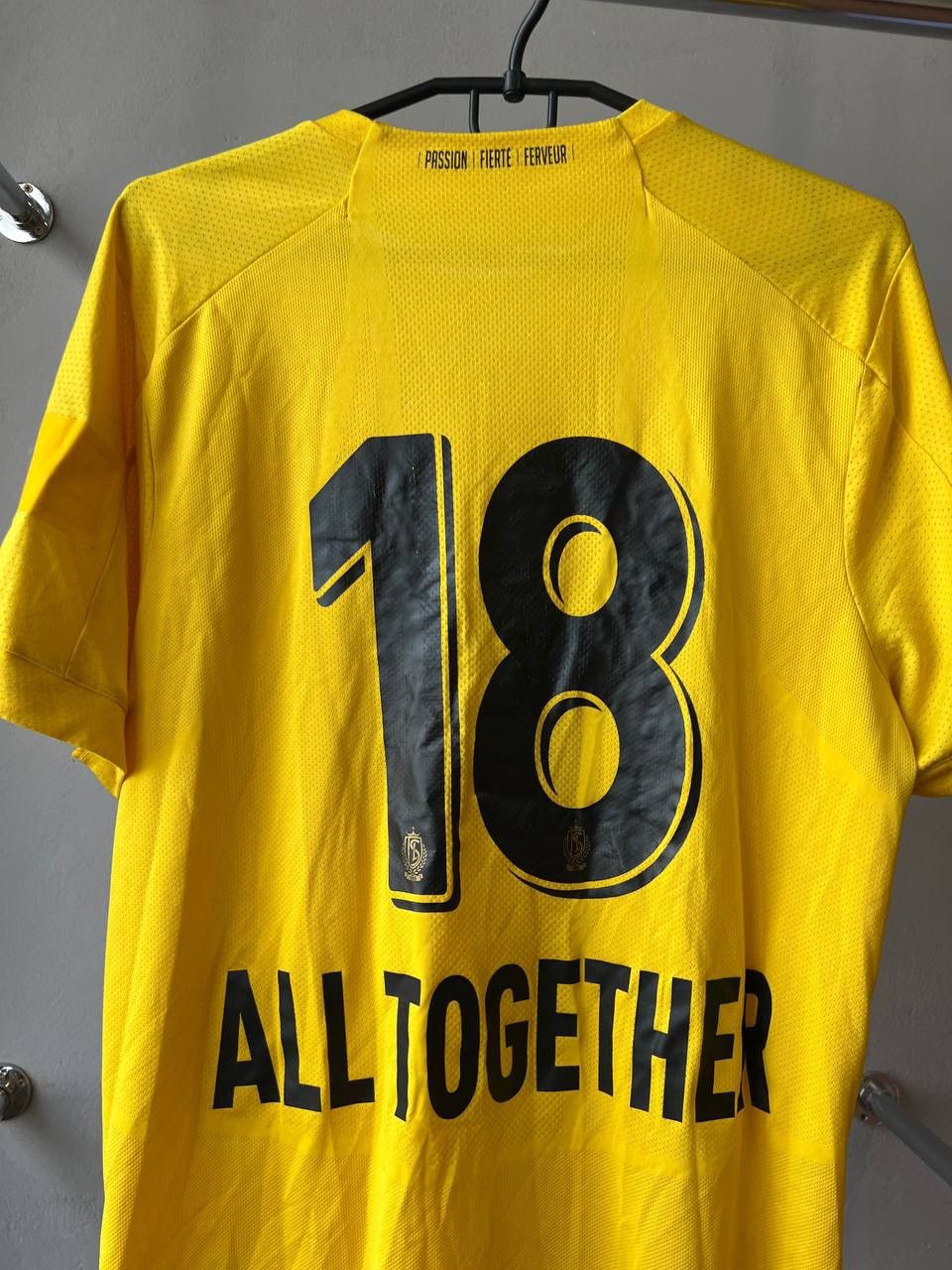 Sports Specialties 2019/20 STANDART LIEGE #18 THIRD SOCCER FOOTBALL JERSEY NB Size US M / EU 48-50 / 2 - 11 Thumbnail