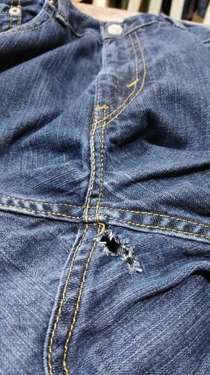 Levi's levis 559 relaxed straight distressed denim Size US 37 - 17 Thumbnail