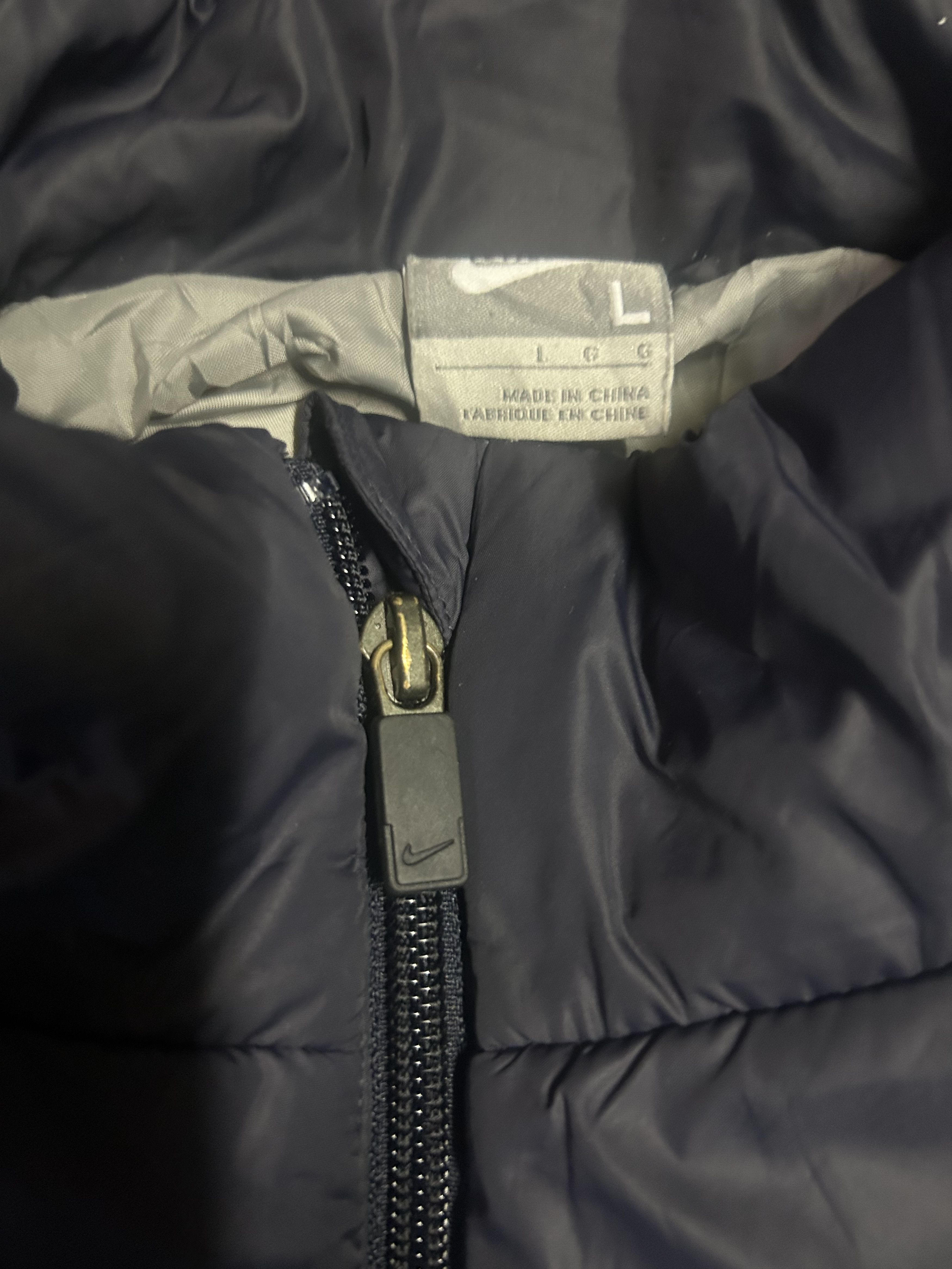 Nike Nike puffer jacket blue navy Size US L / EU 52-54 / 3 - 5 Thumbnail