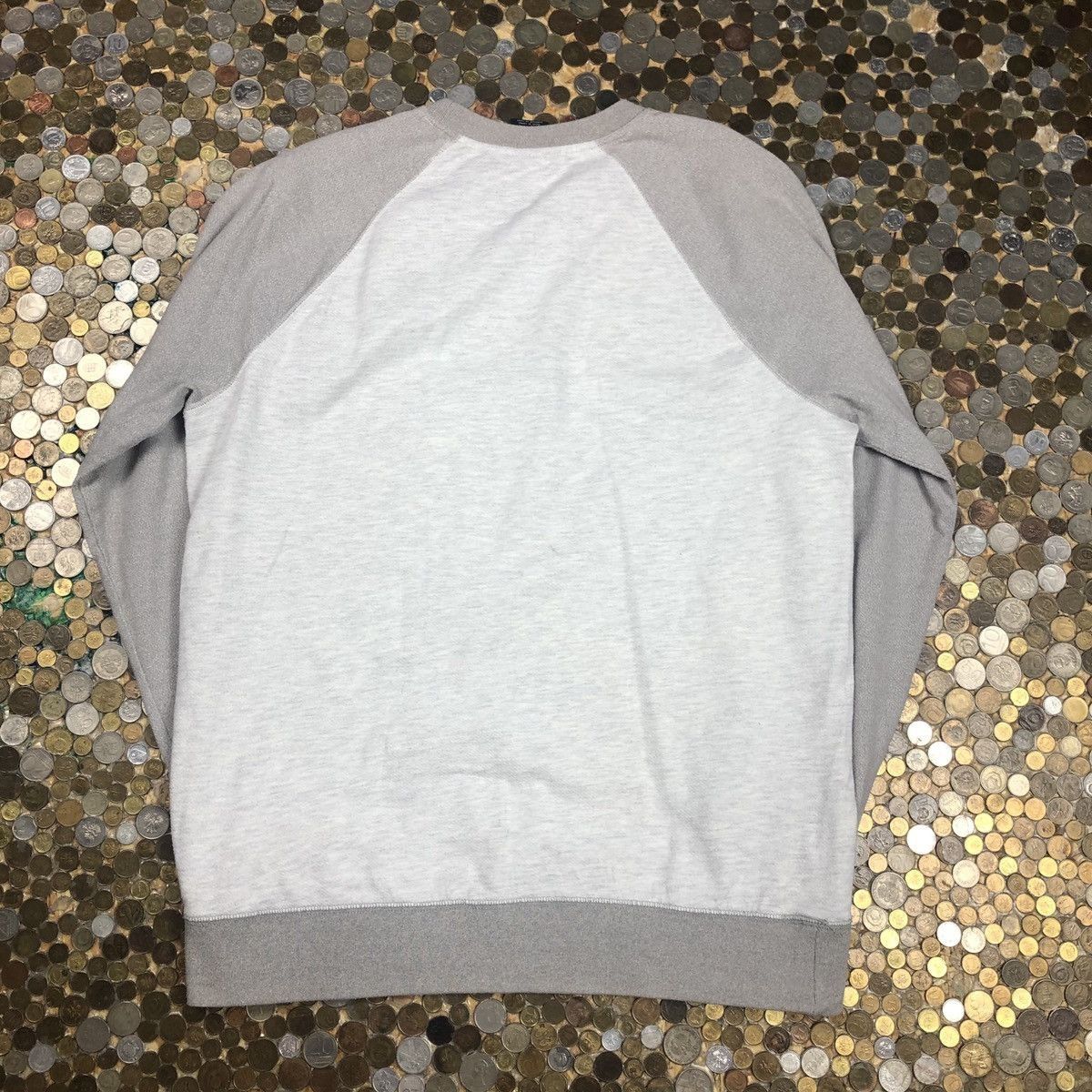 Oakley Oakley Vintage big logo crewneck Size US L / EU 52-54 / 3 - 3 Thumbnail