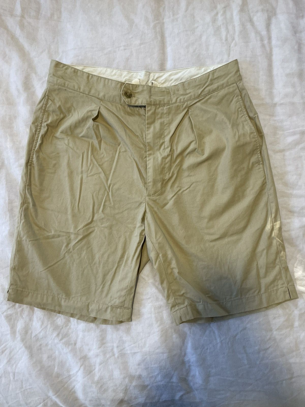 Engineered Garments Engineered Garments Pleated Shorts Beige Size US 30 / EU 46 - 1 Thumbnail