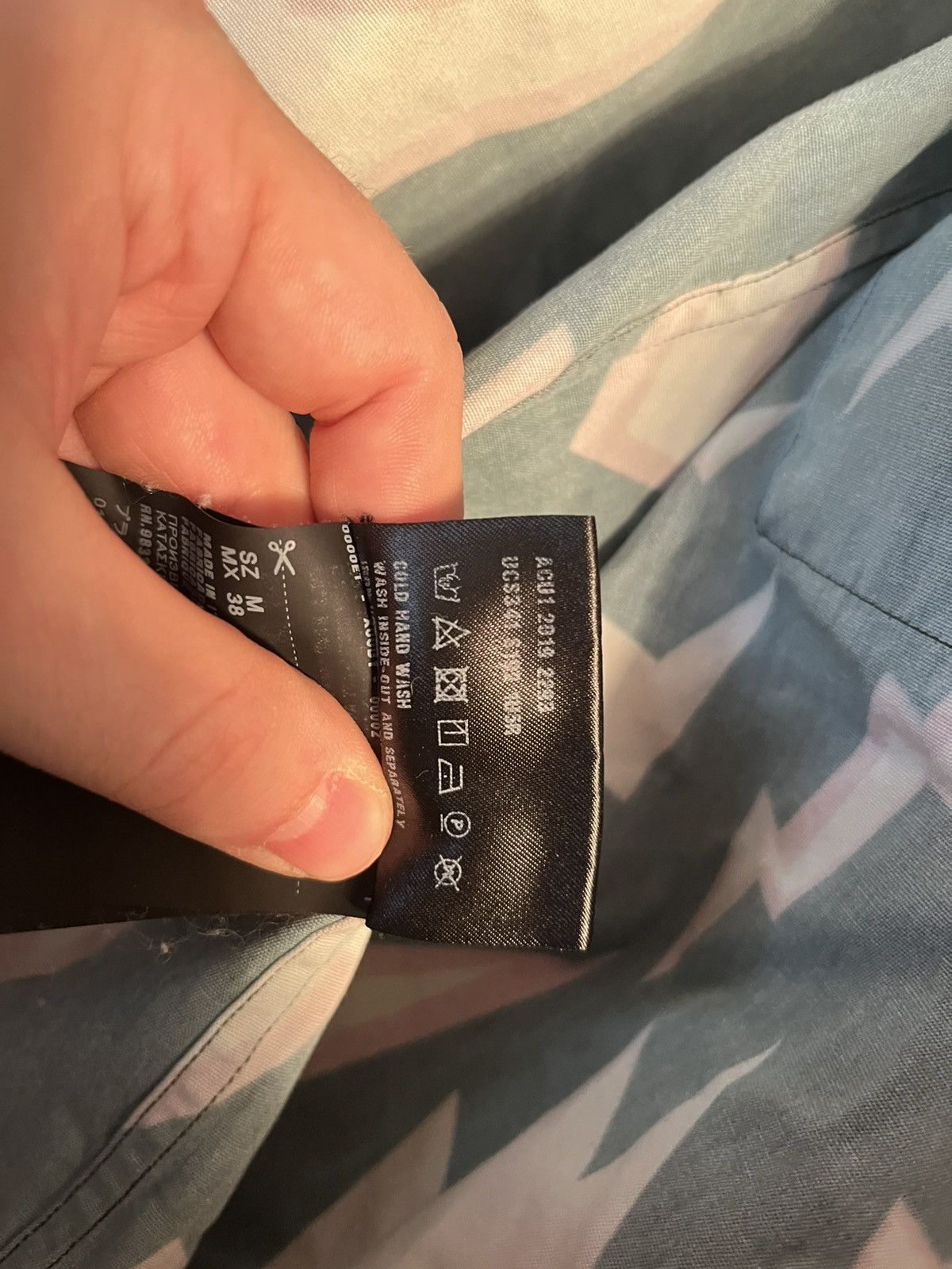 Prada Prada SS19 Lightning and Heart Shirt Size US M / EU 48-50 / 2 - 6 Thumbnail