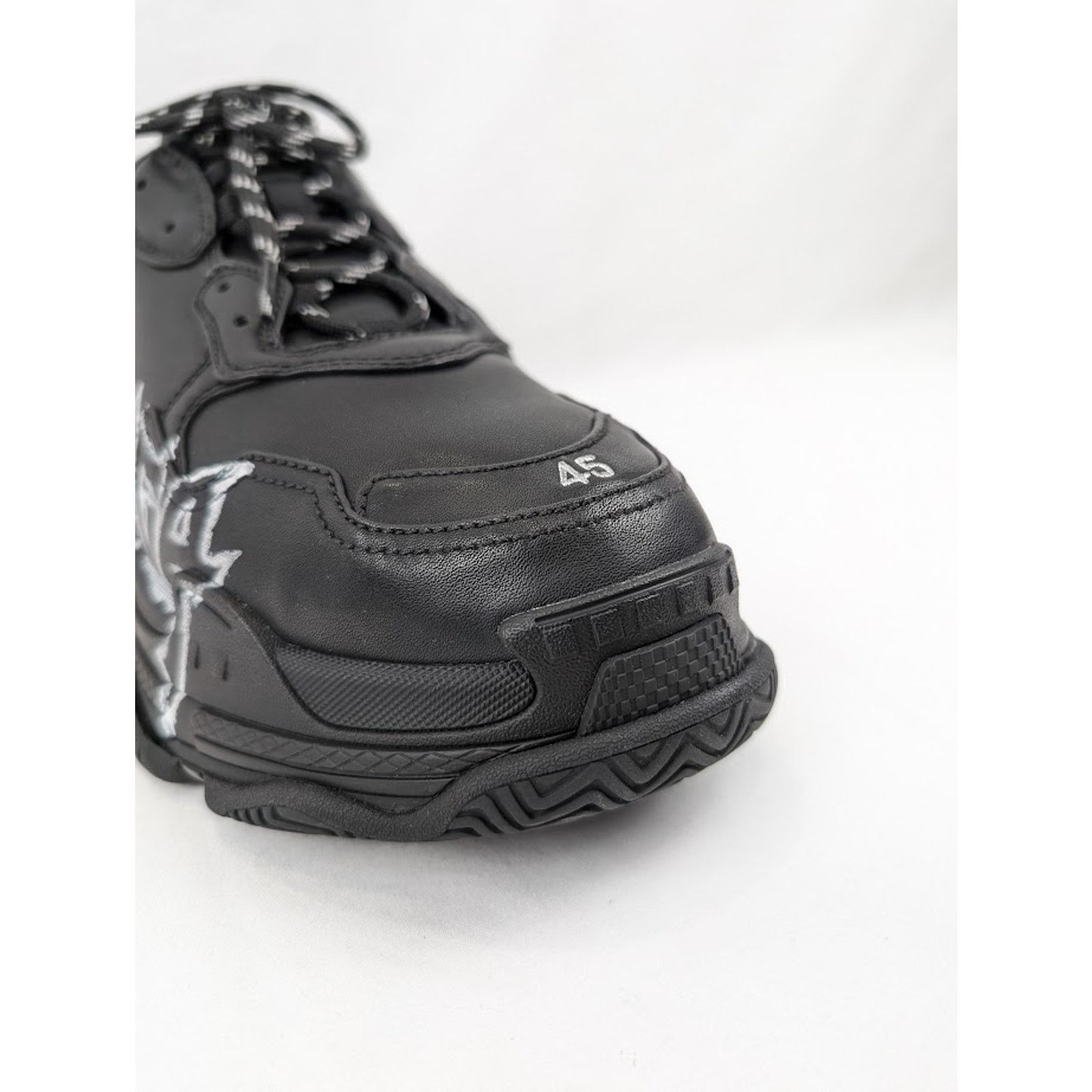 Balenciaga o1rshd1 Q:3 / Leather Triple S Sneakers in Black/White Size US 8 / EU 41 - 5 Thumbnail