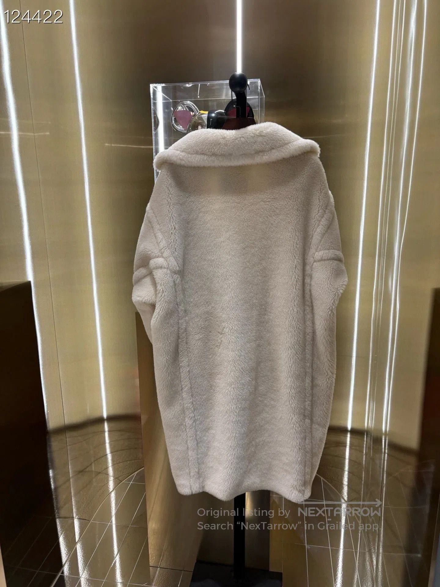 Max Mara MaxMara Tedgirl White Teddy Bear Coat. Size M / US 6-8 / IT 42-44 - 2 Thumbnail