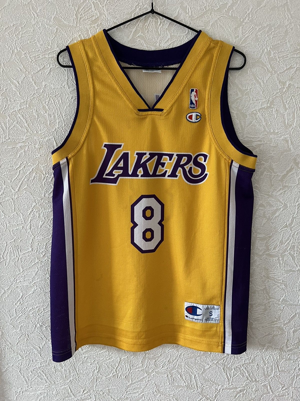Champion × NBA LA Lakers 1996 Vintage Kobe Bryant #8 Champion NBA Jersey Size US S / EU 44-46 / 1 - 3 Thumbnail