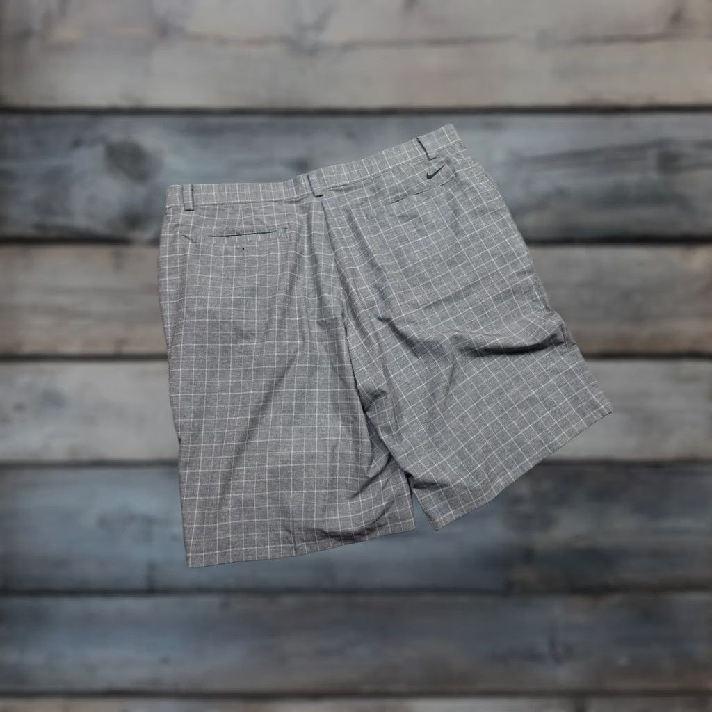 Nike Nike Golf Shorts Mens 38 Gray Plaid Chino Dri-FIT Lightweight Stretch Shorts Size US 38 / EU 54 - 1 Thumbnail