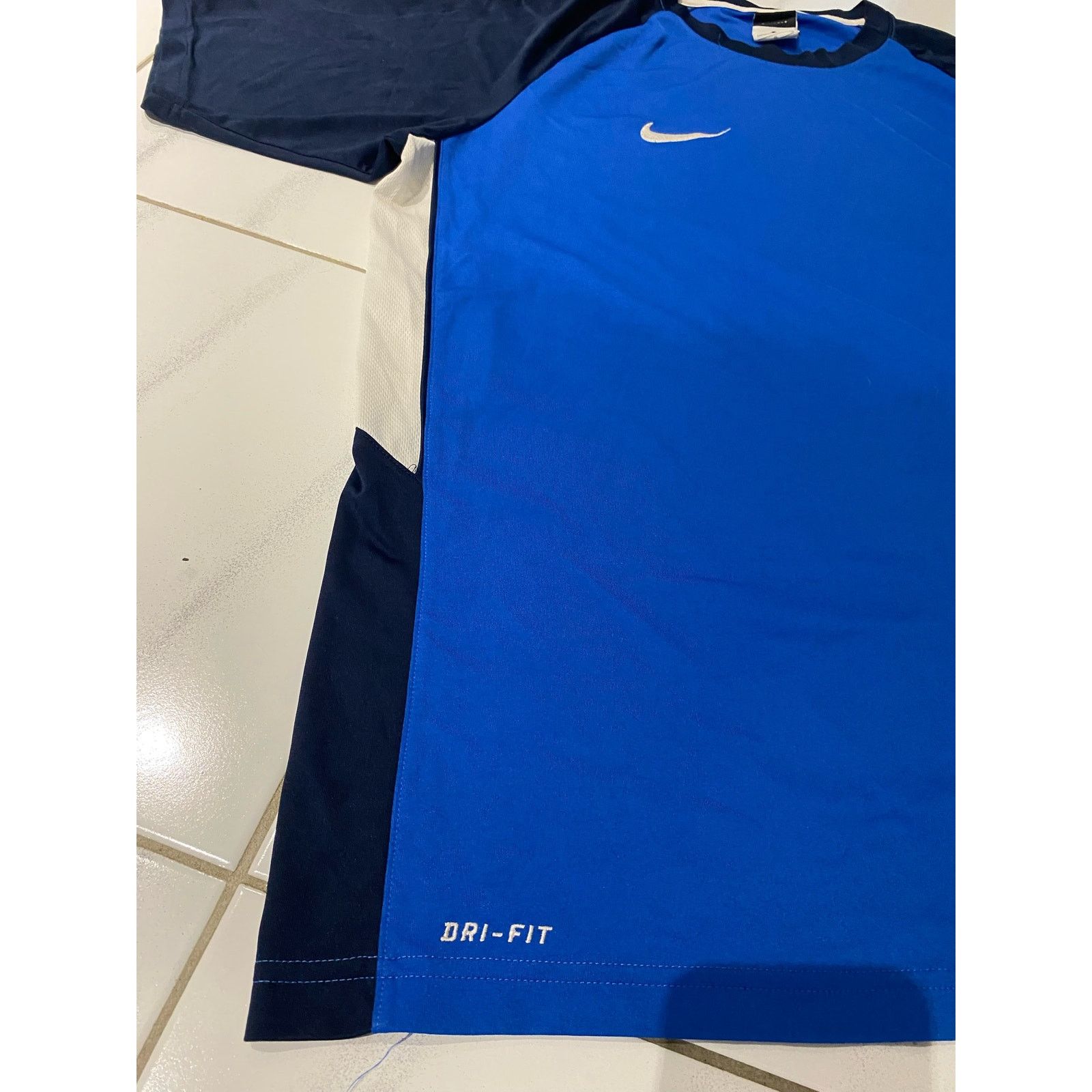 Nike Bundle of 2pcs Nike Dri-Fit L-XL Size US L / EU 52-54 / 3 - 10 Thumbnail