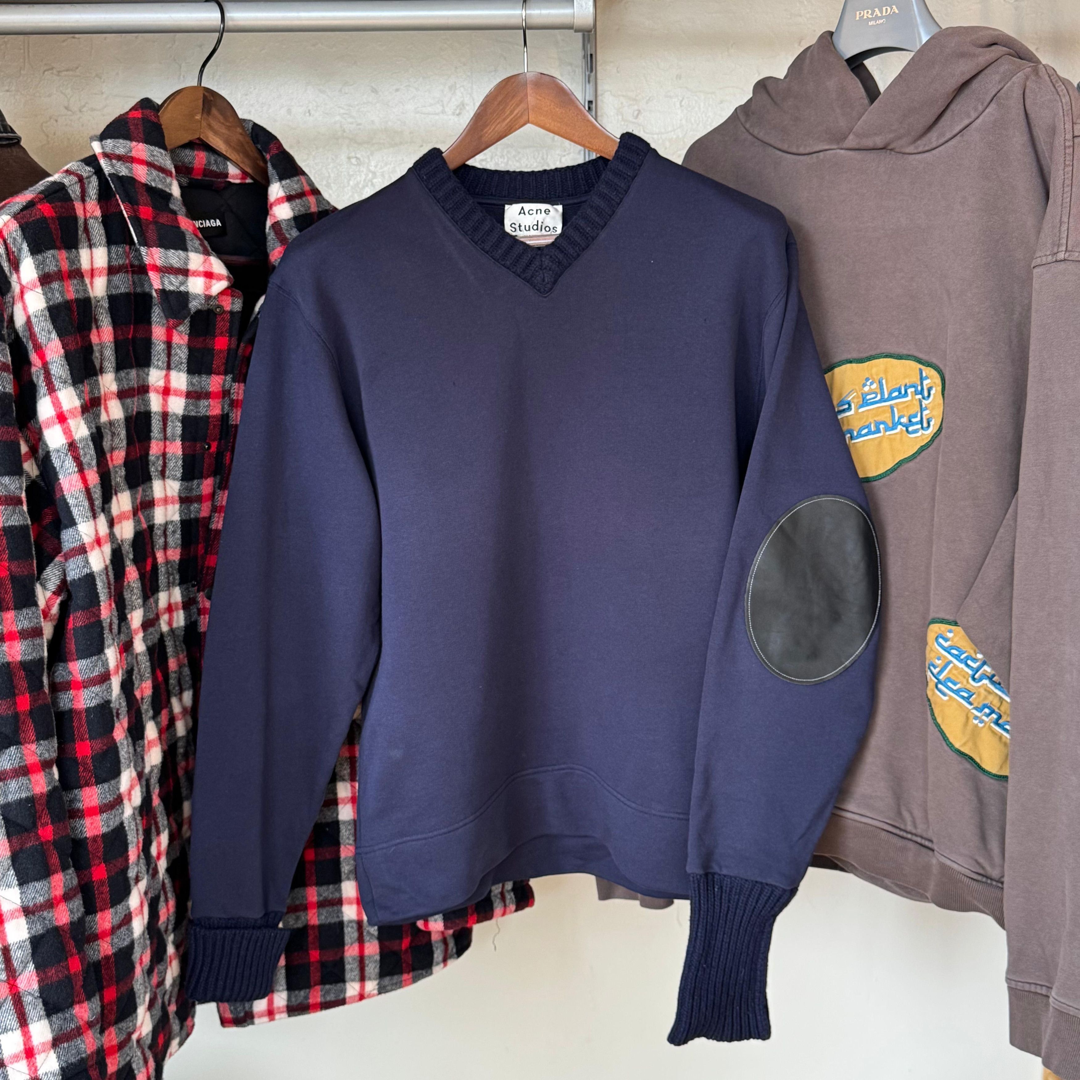 Acne Studios Navy Blue Sweater with Black Leather Elbow Pads Size US S / EU 44-46 / 1 - 1 Thumbnail