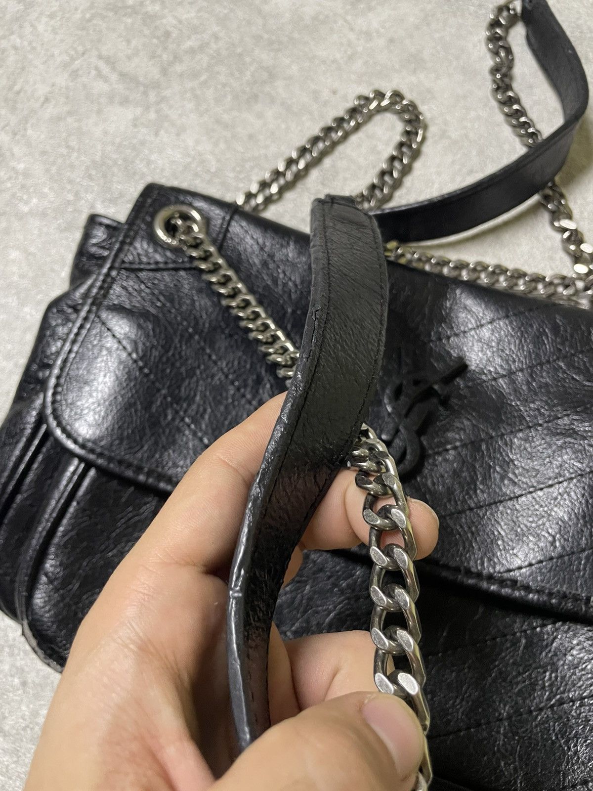 Yves Saint Laurent Rare 2000’s Saint Laurent Paris Niki Crinkle Shoulder Bag Size ONE SIZE - 9 Thumbnail