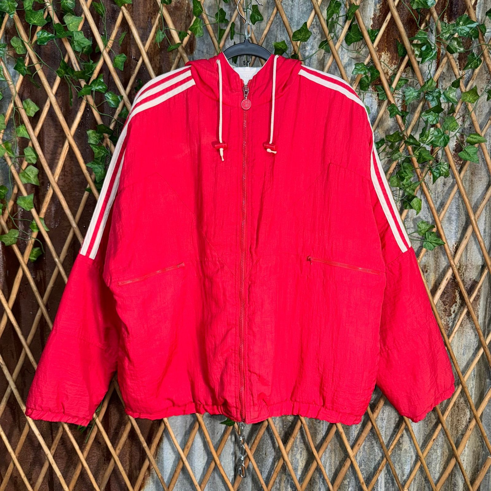 Adidas Vintage Y2K Adidas 1990s 3 stripe essential puffer jacket Size US XL / EU 56 / 4 - 1 Thumbnail