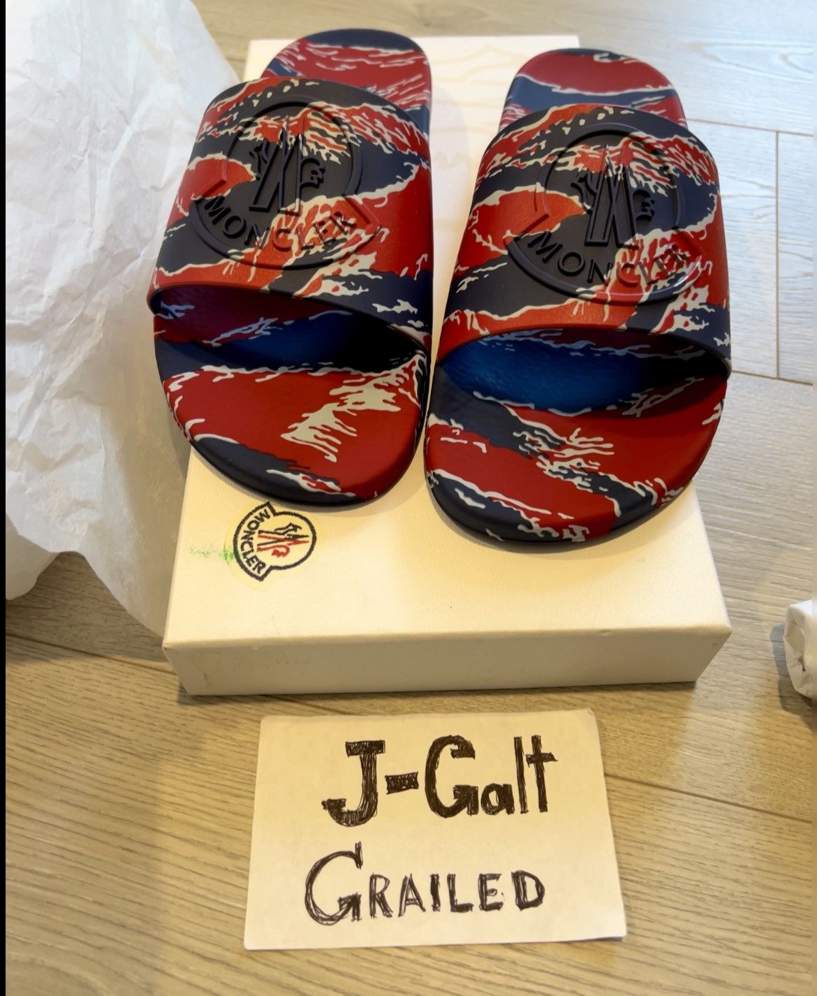 Moncler Moncler Blue Red Basile Embossed Logo Rubber Pool Slides 41 Size US 8 / EU 41 - 4 Thumbnail