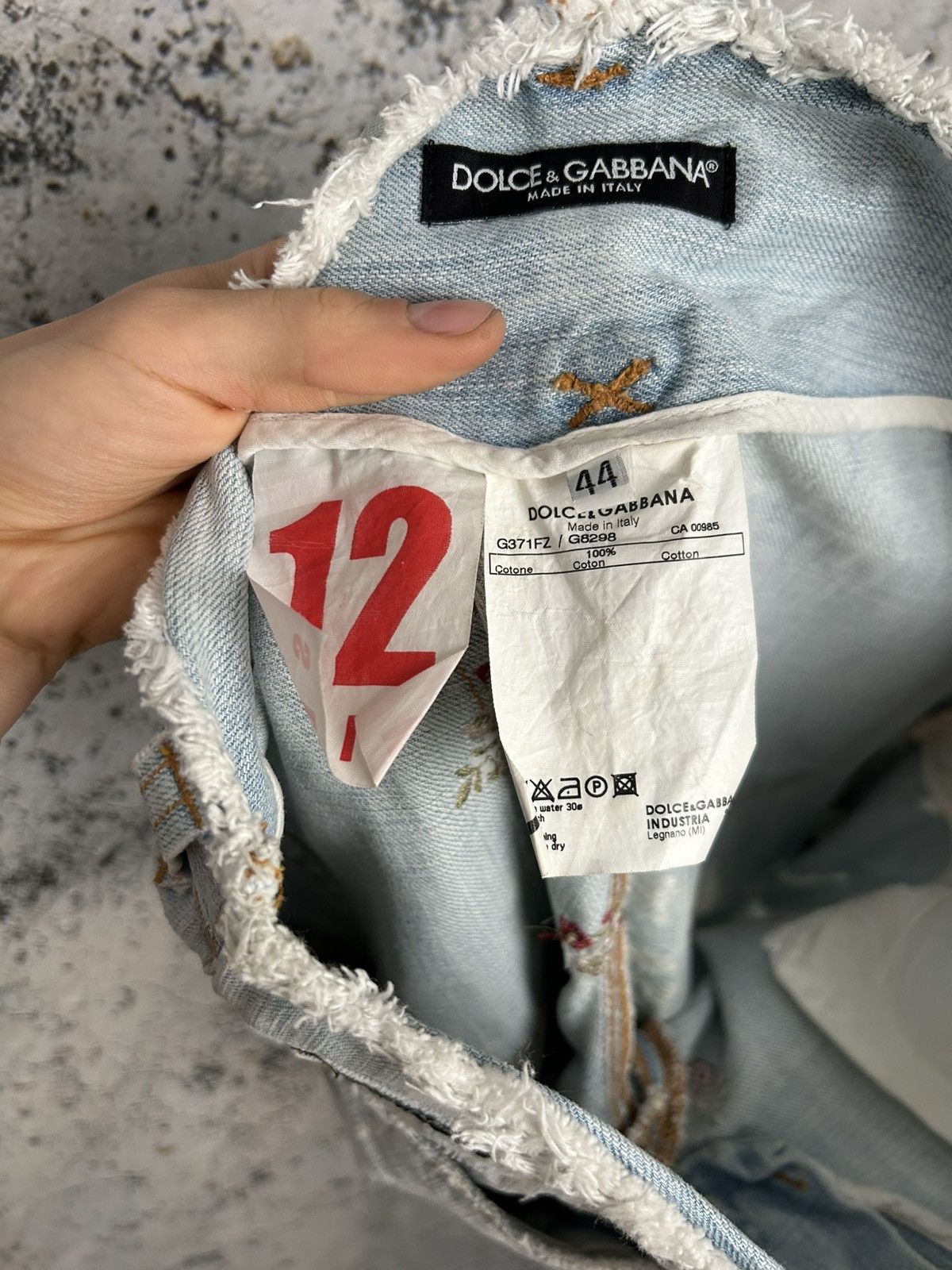 Designer Vintage Dolce & Gabbana Distressed Flowers Denim Avant Garde Size 30" / US 8 / IT 44 - 12 Thumbnail