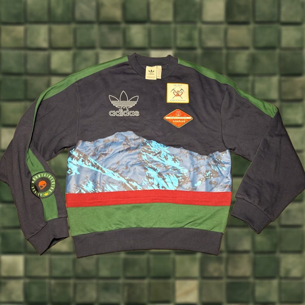 Adidas VINTAGE Adidas Mountaineering Sweatshirt Climbing Patches Men’s Size XS Sky Mountain Mens XS Blue 80s Patch Work Size US XS / EU 42 / 0 - 1 Thumbnail