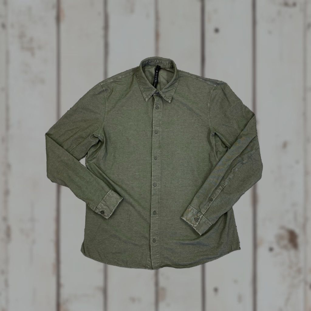 Lululemon Lululemon Shirt Mens Large Green Button Up Long Sleeve Stretch Size US L / EU 52-54 / 3 - 1 Thumbnail