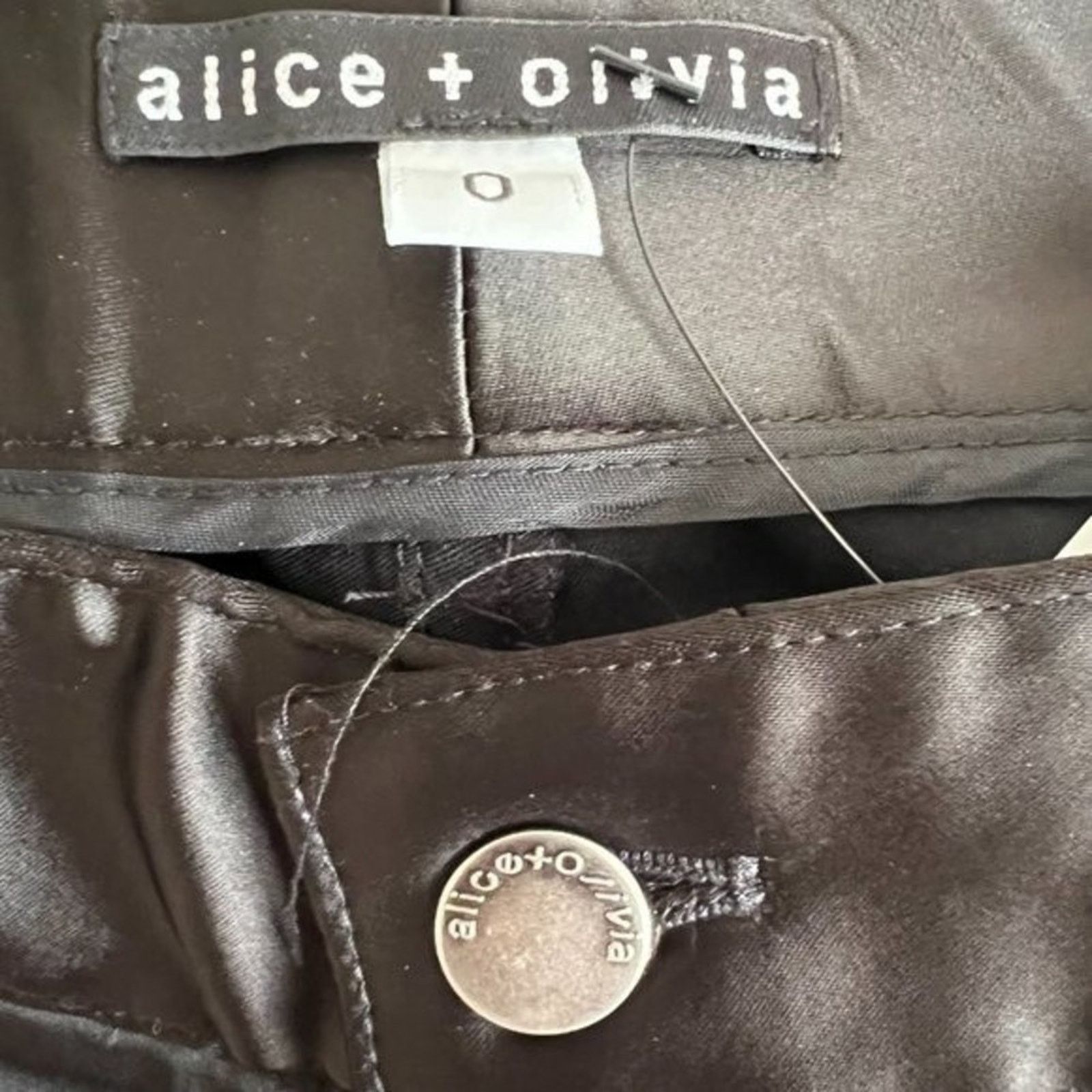 Alice + Olivia ALICE + OLIVIA Black Low-Rise Skinny Leg Pants, XS/US0/W27 Size 25" / US 0 / IT 36 - 5 Thumbnail