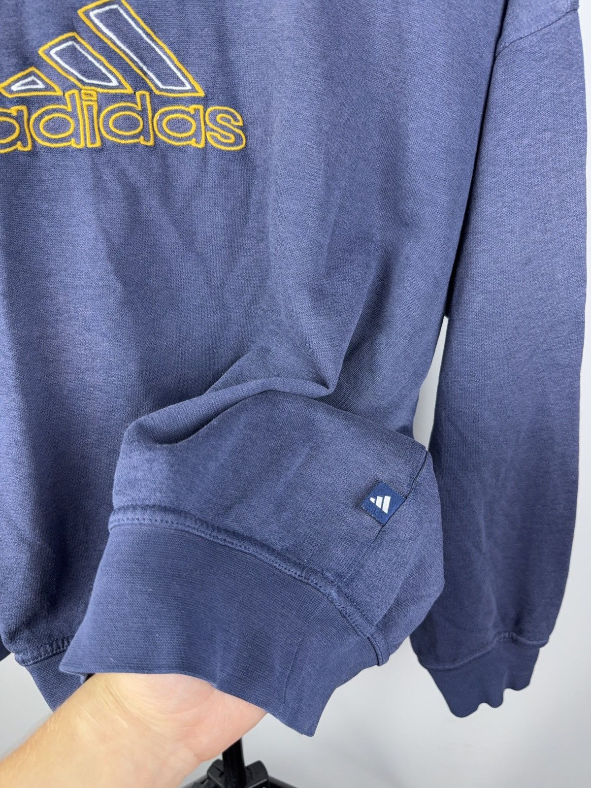 Adidas Vintage Y2K 00s Faded adidas Trefoil Sweatshirt Logo Size US S / EU 44-46 / 1 - 6 Thumbnail