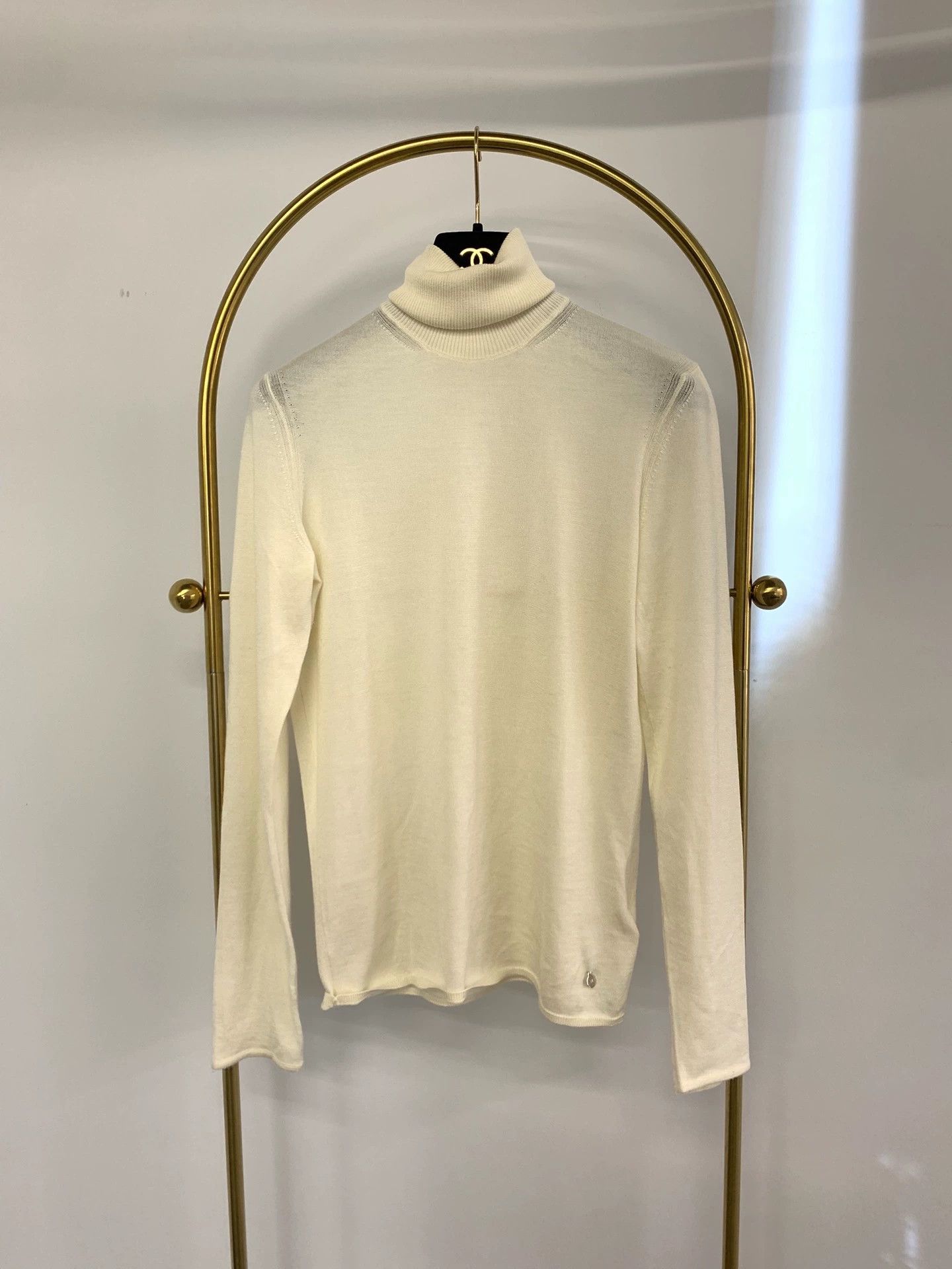 Hermes White Cashmere Turtleneck Sweater - dmc