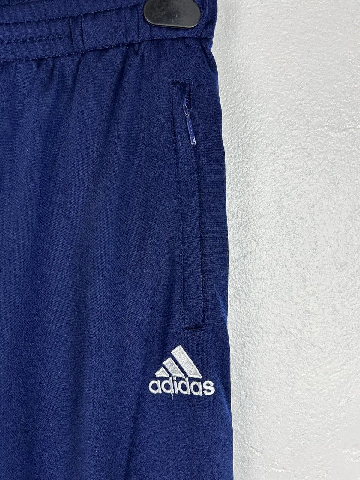 Adidas 90s Vintage Adidas x Real Madrid Tracksuit Pants In Blue Size US 32 / EU 48 - 3 Thumbnail