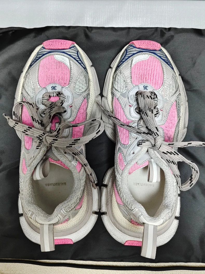 Balenciaga Balenciaga size 36 Low-cut lace-up shoes 2502-Nextarrow Size US 5 / EU 37 - 2 Thumbnail