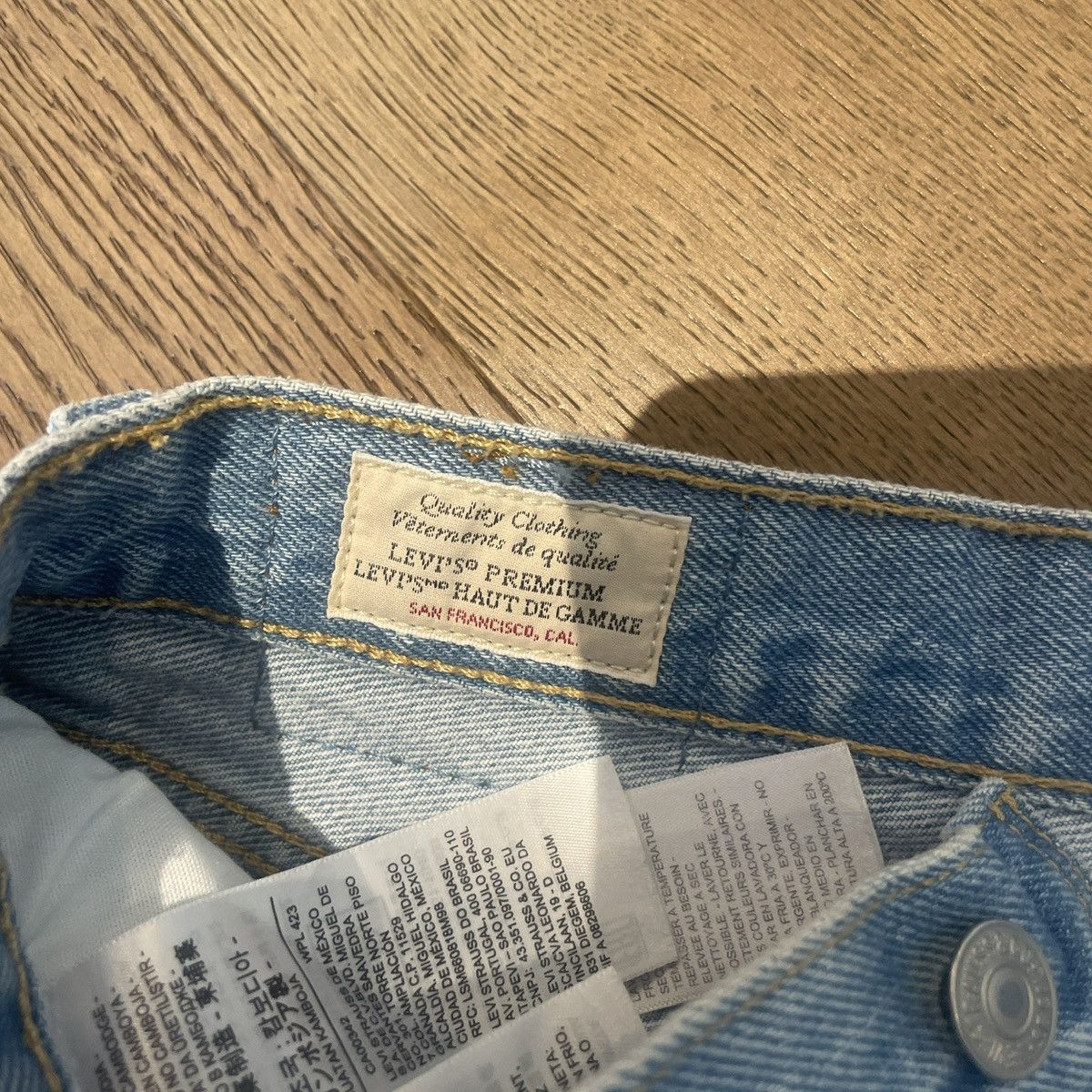 Levi's Levis jean shorts Size 26" / US 2 / IT 38 - 2 Thumbnail