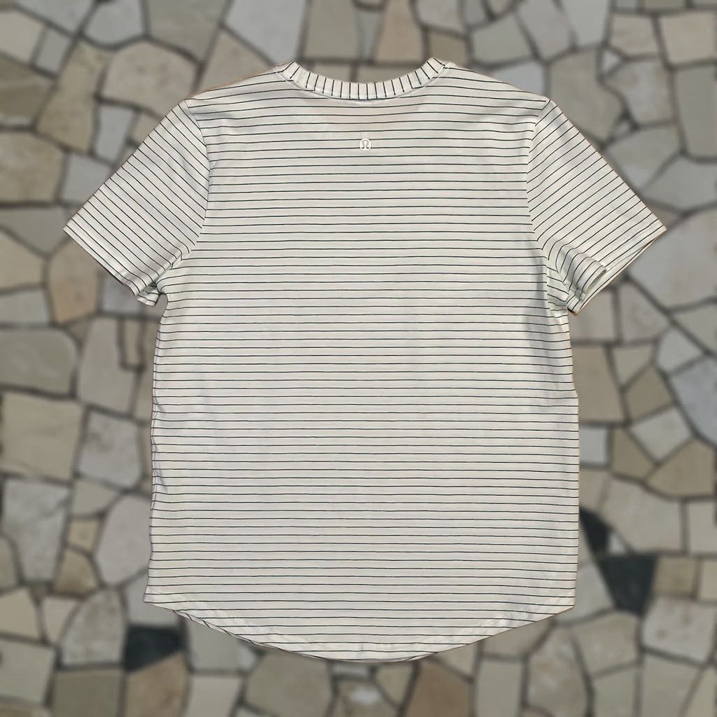 Lululemon Lululemon All Yours Boyfriend Tee T-Shirt Women’s Small Striped Short Sleeve Size S / US 4 / IT 40 - 1 Thumbnail