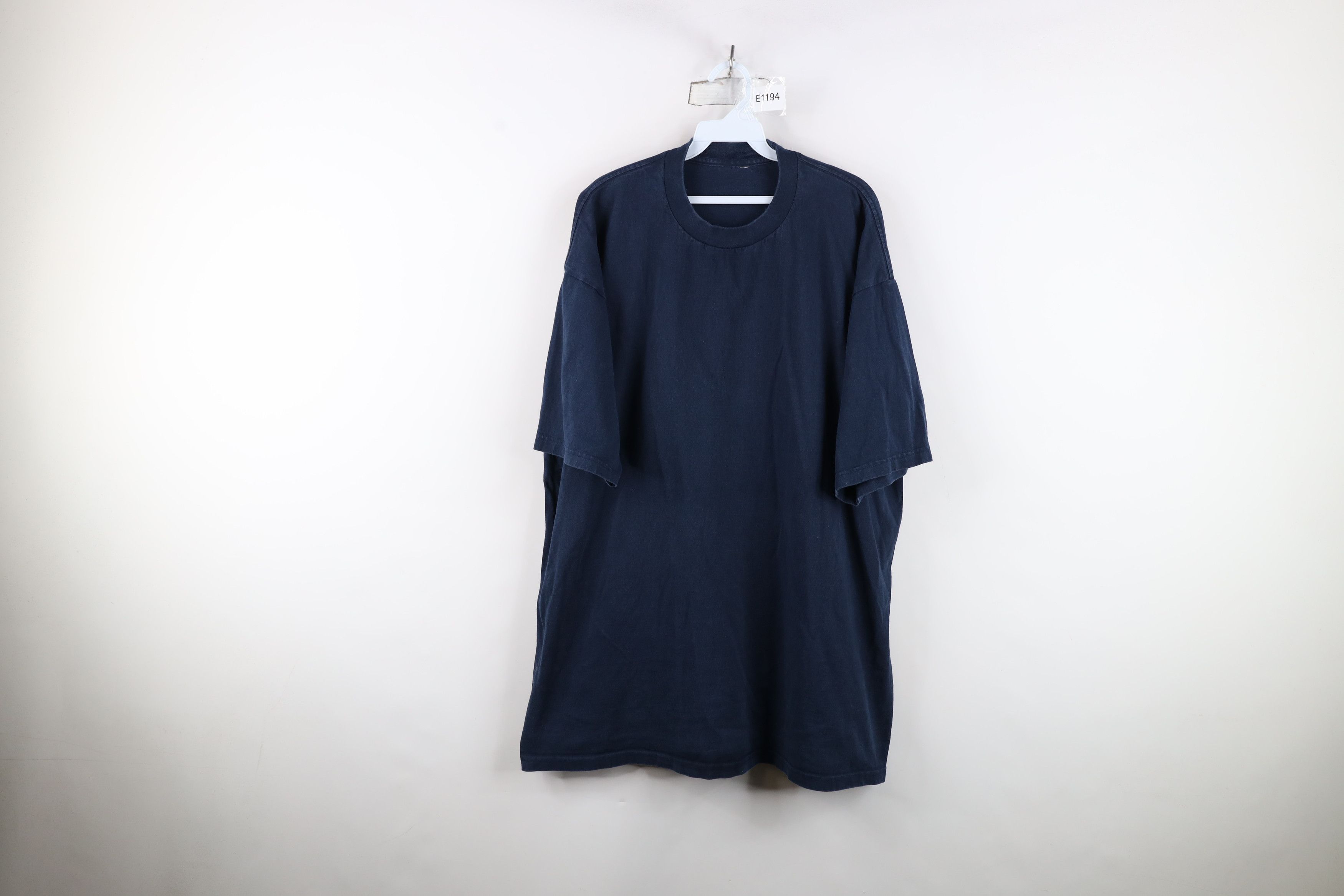 Vintage Vintage 90s Streetwear Blank Heavyweight T-Shirt Blue Cotton Size US XXL / EU 58 / 5 - 1 Thumbnail