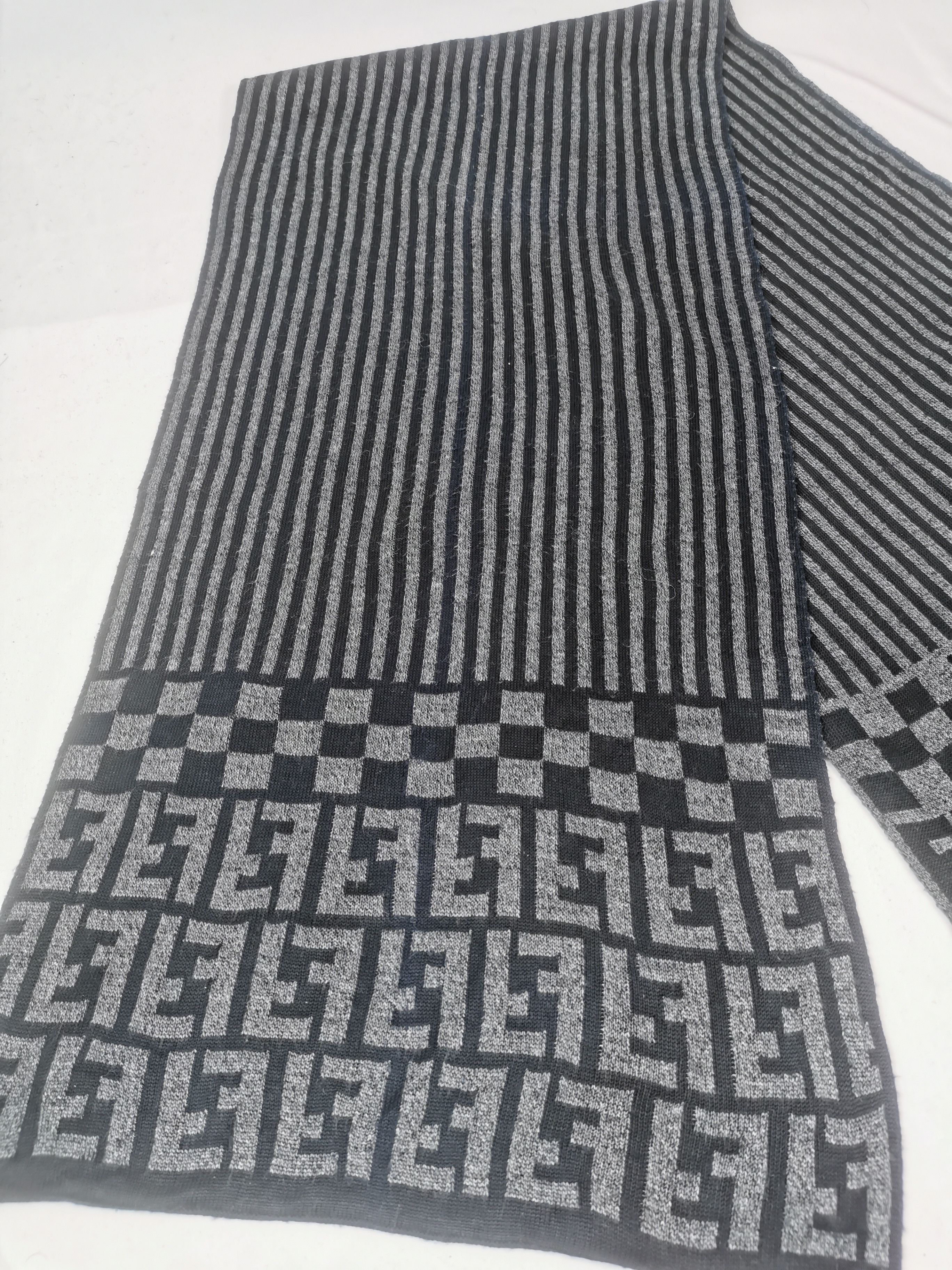 Fendi Fendi scarf muffler winter Size ONE SIZE - 3 Thumbnail