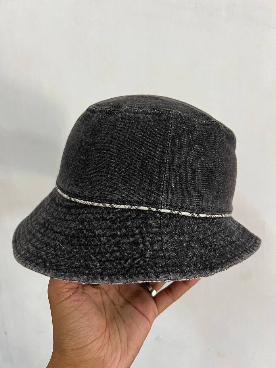 Japanese Brand Reversible Inspired Burberry Bucket Hat Size ONE SIZE - 3 Thumbnail