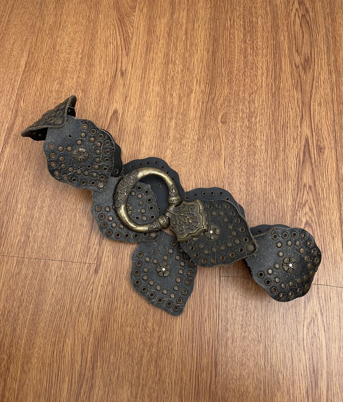 If Six Was Nine Studded flower metal belt Size ONE SIZE - 3 Thumbnail