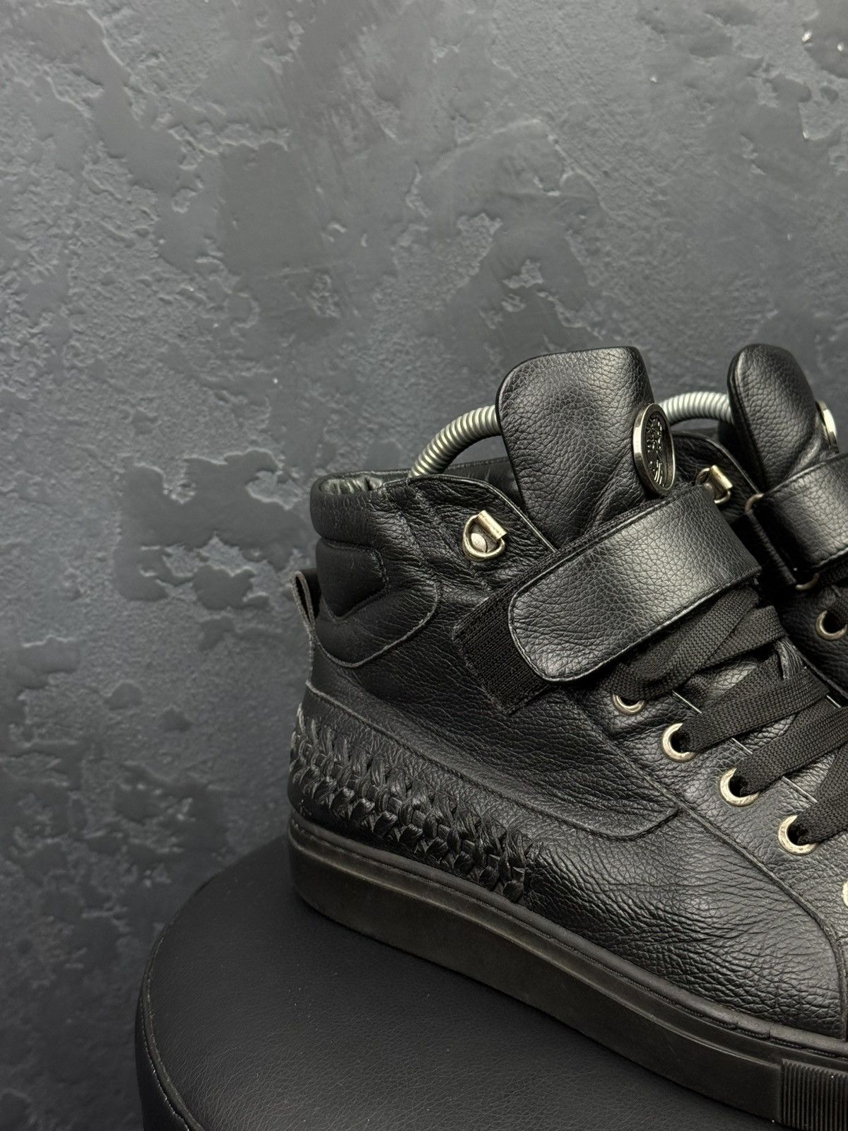 Versace Versace Black Leather Medallion High Top Sneakers Size 39 Size US 6.5 / EU 39-40 - 6 Thumbnail