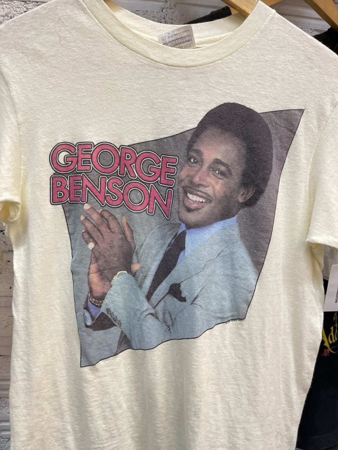 Band Tees George Benson Vintage T Shirt 80’ Size US M / EU 48-50 / 2 - 1 Thumbnail