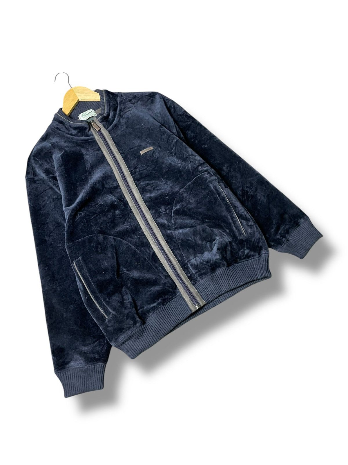 Japanese Brand × Vintage Vintage Crocodile Velvet Zipper Jacket (68) Size US S / EU 44-46 / 1 - 4 Thumbnail