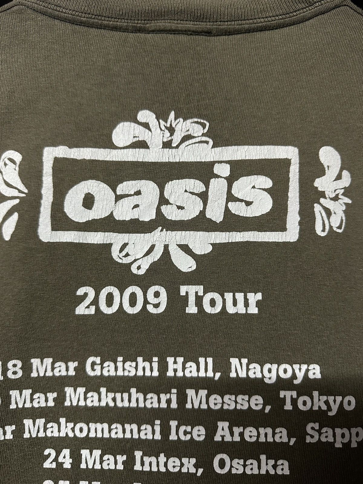 Band Tees × Vintage Vintage Oasis Tour Sun Faded Tee Size US S / EU 44-46 / 1 - 7 Thumbnail