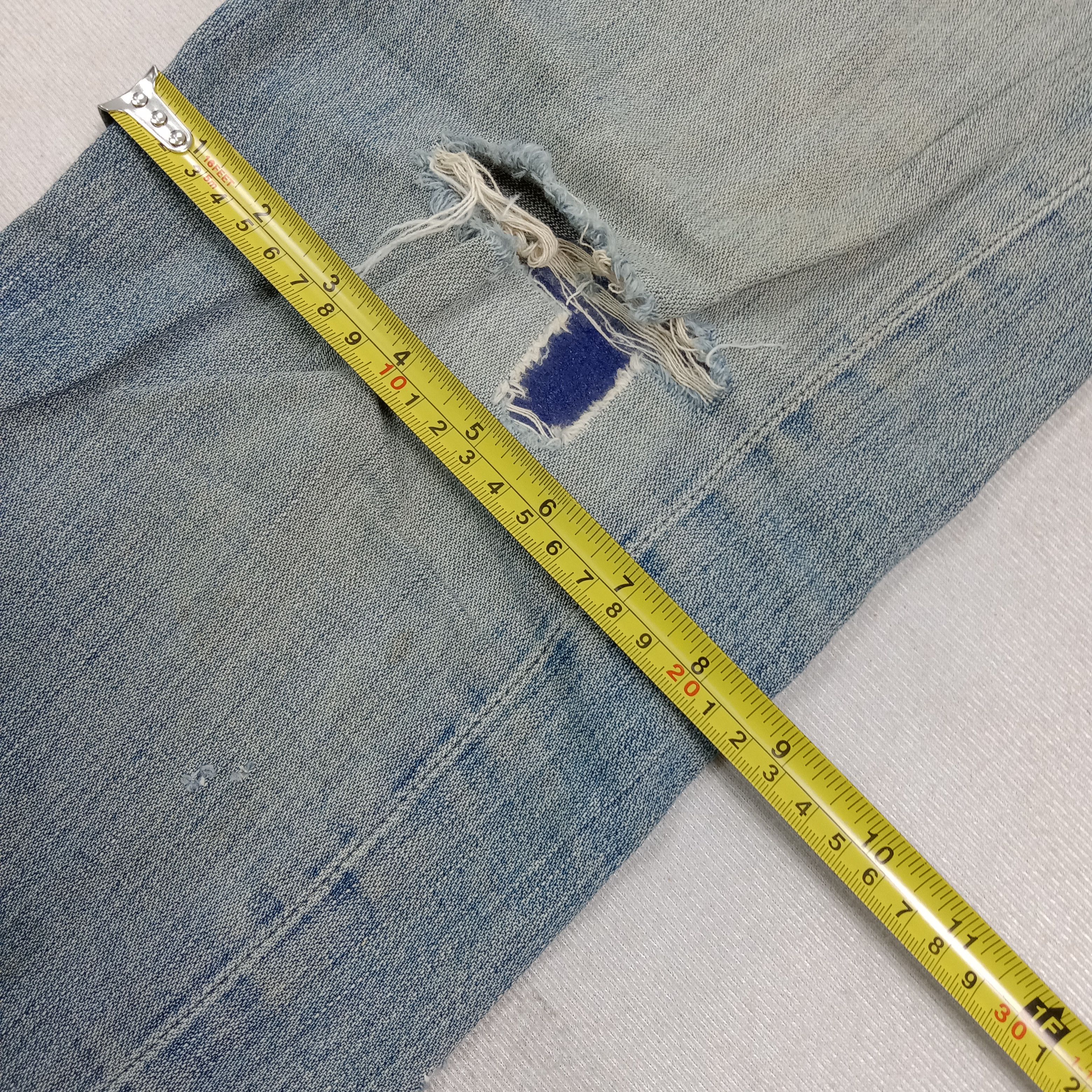 True Religion True Religion American Distressed Denim Jeans C272N13 Size US 33 - 13 Thumbnail
